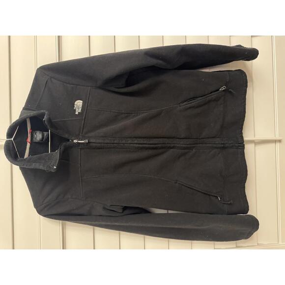 The North Face women’s black jacket - Picture 1 of 6